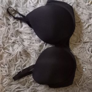 Victoria Secret Perfect Shape black bra. Size 36D.